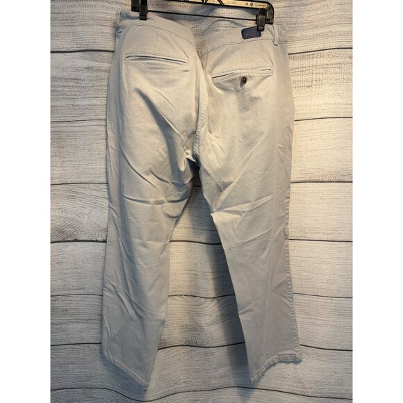 Mugsy Mens Skylines Light Gray Stretch Chinos Pants Size 42x30 - Picture 3 of 3